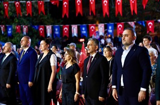Siyah İnci İçin Görkemli Festival Başladı
